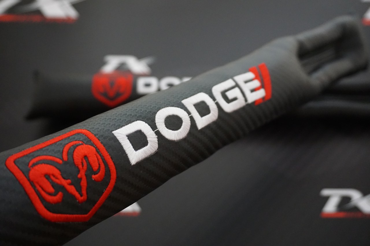 Dodge Logo Karbon Desen Koltuk Arası Fitili 2 Li Set 2020 Style DK