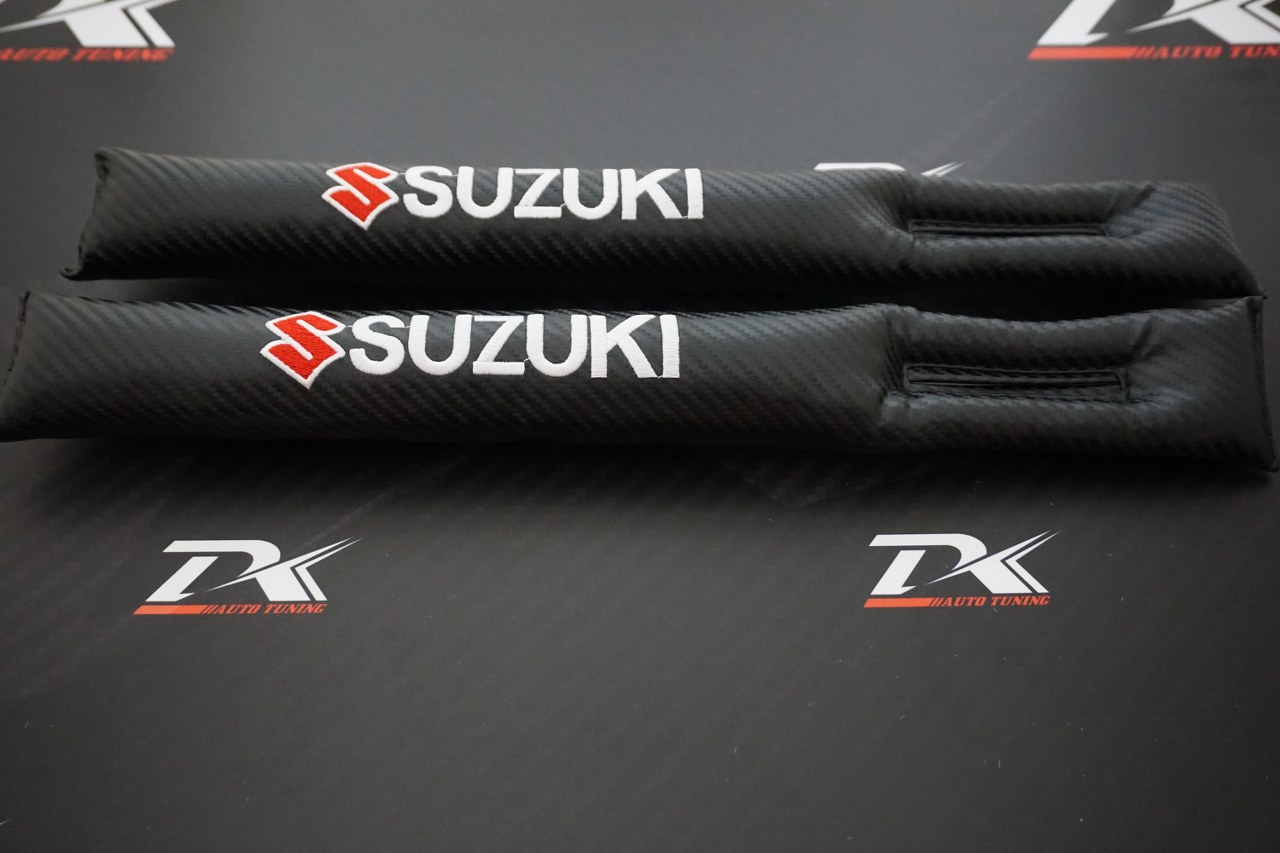 Suzuki Logo Karbon Desen Koltuk Arası Fitili 2 Li Set 2020 Style DK