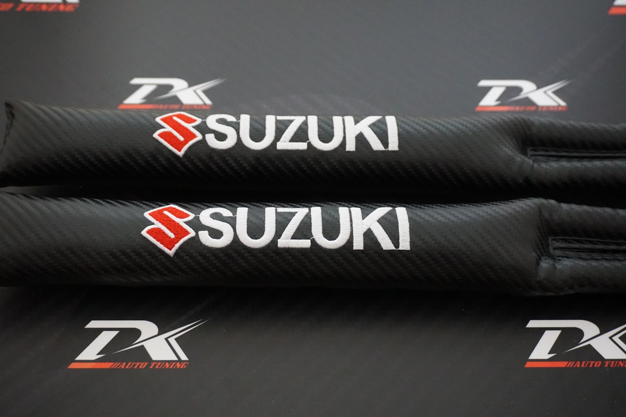 Suzuki Logo Karbon Desen Koltuk Arası Fitili 2 Li Set 2020 Style DK
