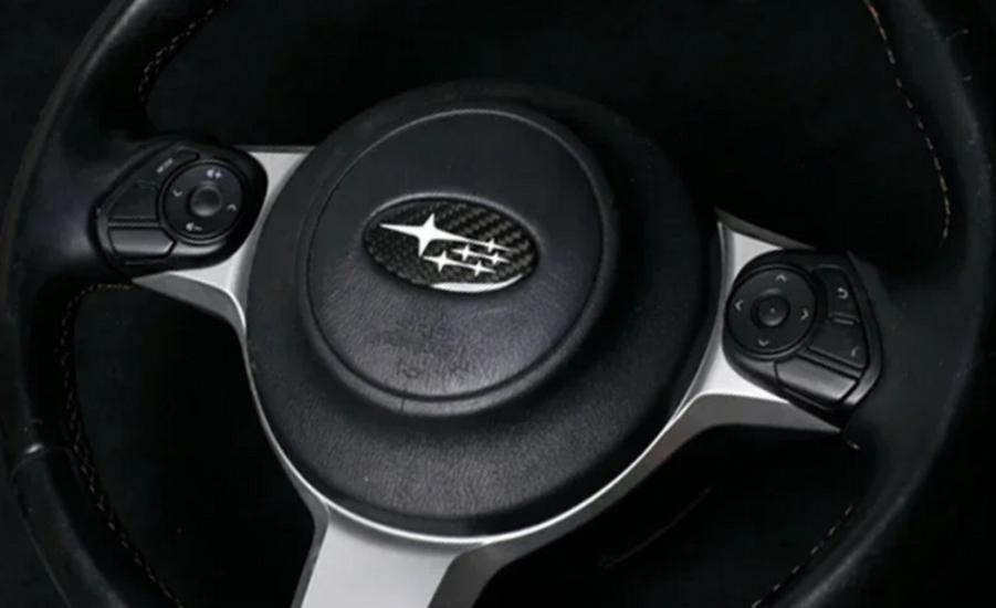 DK Tuning Direksiyon Siyah Beyaz Amblem Logo Arma Subaru İle Uyumlu