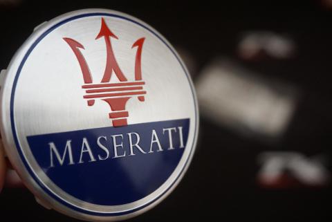 Maserati Orjinal Jant Göbek Kapağı 60mm