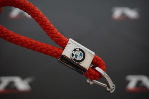 Bmw Logo Stil Hasır Desen Anahtarlık