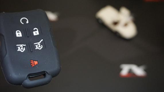 Chevrolet Colorado Silverado 1500 2500 3500 GMC Sierra Cadillac 6