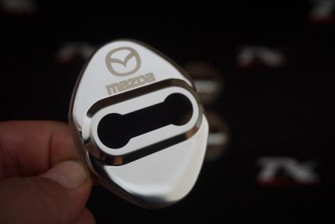 Mazda Krom Metal 3M Kapı Kilidi Logo 4 Lü Set