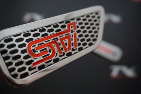 Subaru STİ Çamurluk Yanı 3M Logo Amblem 2Li Set