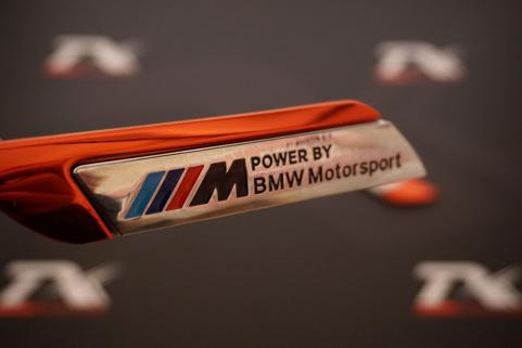 Bmw M Power By Motorsport Çamurluk Yanı 3M 3D Krom Metal Logo Amb