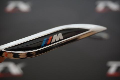 Bmw M Logo Dolphin Çamurluk Yanı Yazı Krom Metal 3M 2020 Style