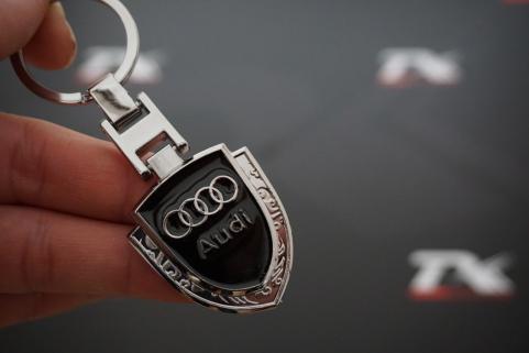 Audi Logo Krom Metal Çift Yön Anahtarlık 2020 Style