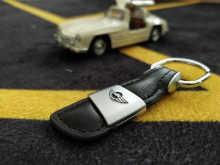 Mini Cooper Wings Logo Orjinal Deri Metal Anahtarlık