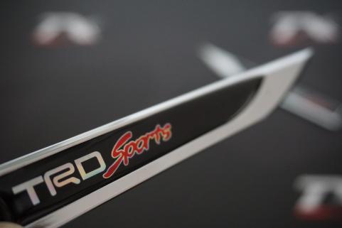 Toyota TRD Sports Logo Çamurluk Yanı Krom Metal Bıçak Logo