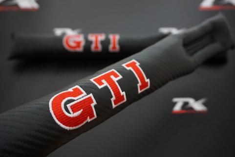 VW Volkswagen GTİ Logo Karbon Desen Koltuk Arası Fitili 2 Li Set