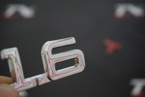 Audi 1.6 T Bagaj Krom Metal 3M 3D Yazı Logo Orjinal ürün