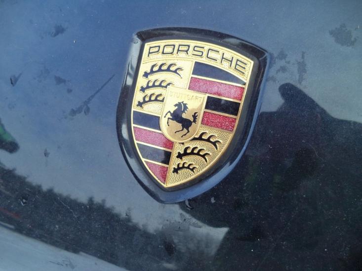 Porsche Logo Kaput Body 3M Gold Metal Logo Amblem Arma