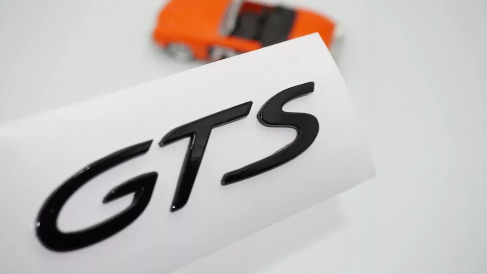 DK Tuning GTS Parlak Siyah Bagaj Logo Arma Porsche ile Uyumlu