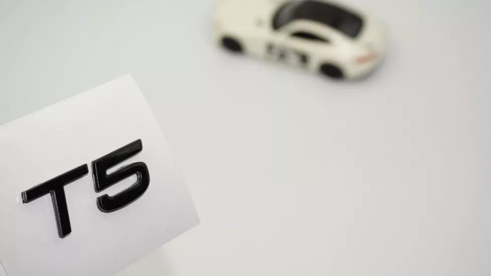 DK Tuning T5 Küçük Boy Siyah Bagaj Yazı Logo Volvo ile Uyumlu