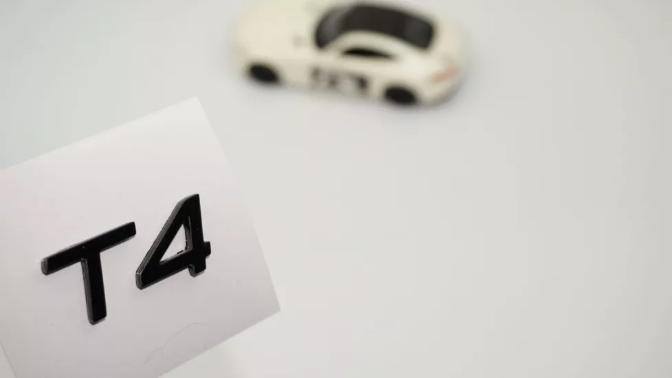 DK Tuning T4 Küçük Boy Siyah Bagaj Yazı Logo Volvo ile Uyumlu