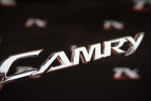 DK Tuning Toyota Camry Bagaj 3M 3D Krom ABS Logo Amblem