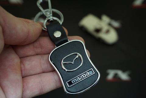 Mazda Deri Metal Stil Anahtarlık