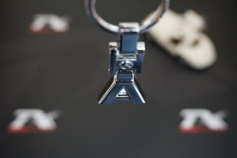 Mercedes Benz A Series Logo Çift Yön Krom Metal Stil Anahtarlık