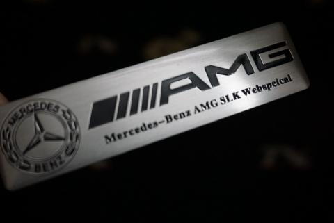 Mercedes Benz AMG SLK Krom Metal Body Plaka 3M Logo