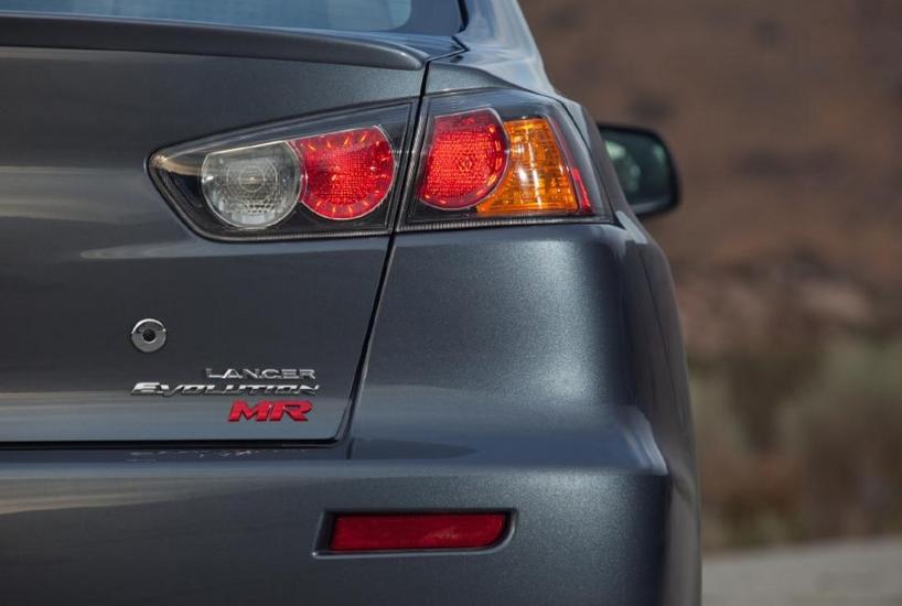 DK Tuning Lancer Evolution MR Kırmızı Bagaj Yazı Logo Mitsubishi İle Uyumlu