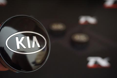 Kia Jant Göbeği Kapak Seti 60mm