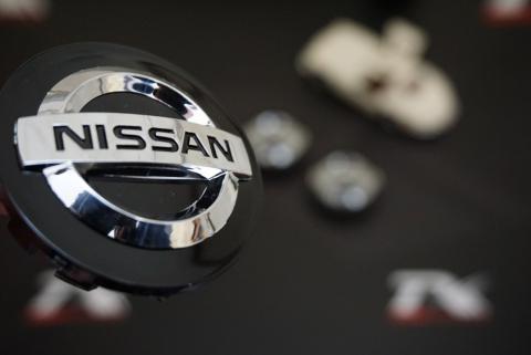 DK Tuning Nissan Jant Siyah Göbek Kapağı Seti 60mm