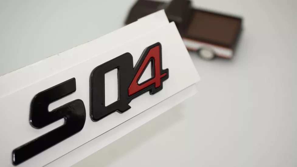 DK Tuning SQ4 Kırmızı Siyah Bagaj Logo Arma Maserati ile Uyumlu