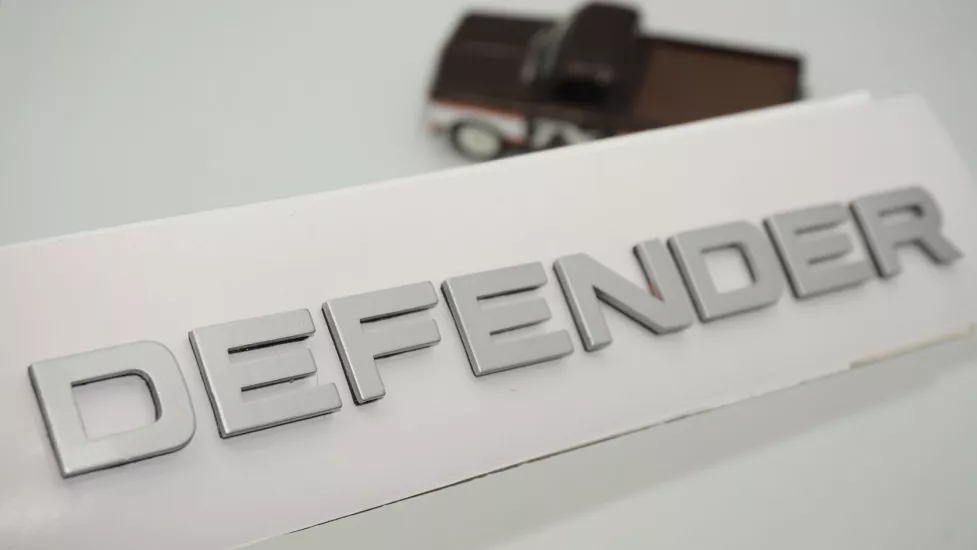 DK Tuning Land Rover Defender L663 Gri Bagaj Yazı Logo Arma