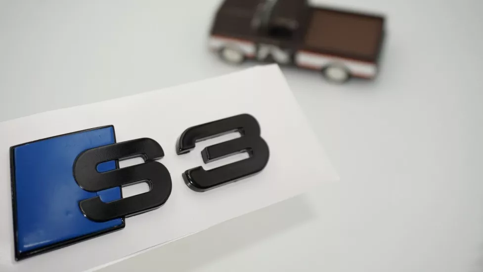 DK Tuning S3 Bagaj Siyah Mavi Yazı Logo Audi İle Uyumlu