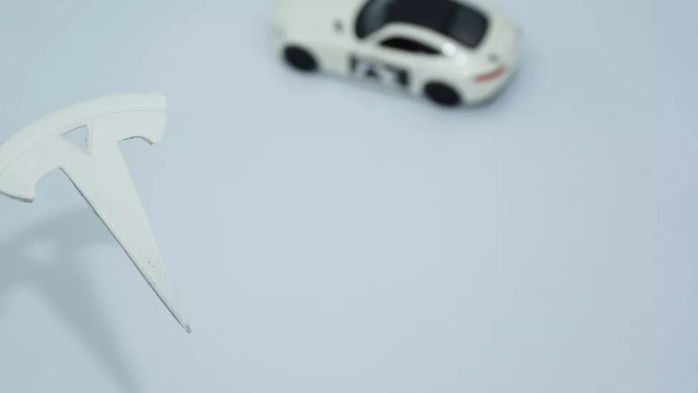 DK Tuning Tesla Model 3 S X Y Direksiyon Göbeği Şeffaf Renk Logo Arma