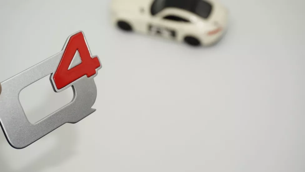 DK Tuning Alfa Romeo Q4 Kırmızı Gri Bagaj Logo Arma