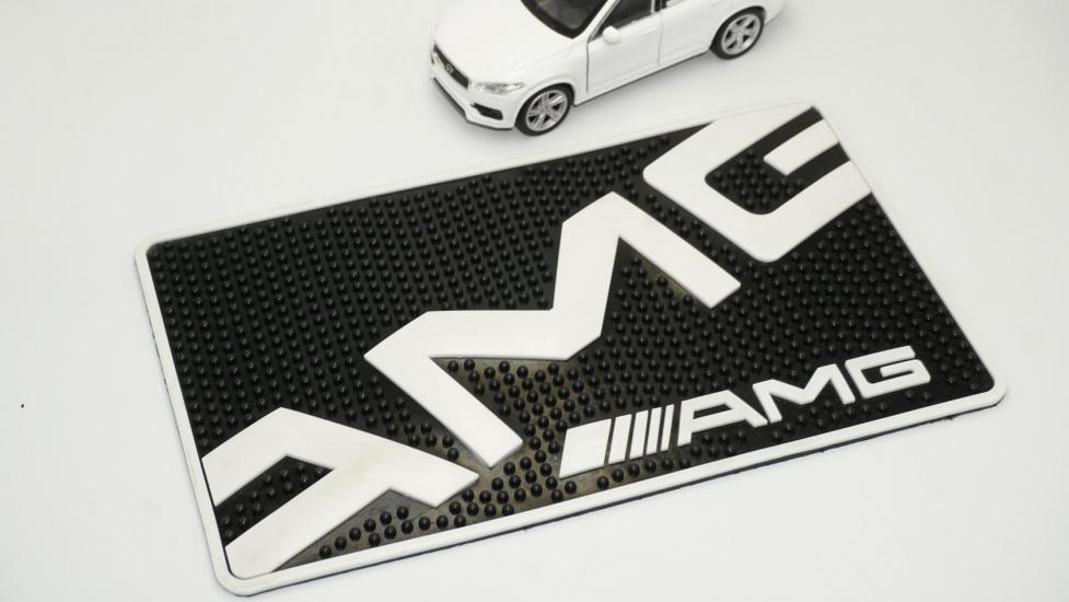 Mercedes Benz AMG Logo Torpido Üstü Telefon Silikon Kaymaz Ped