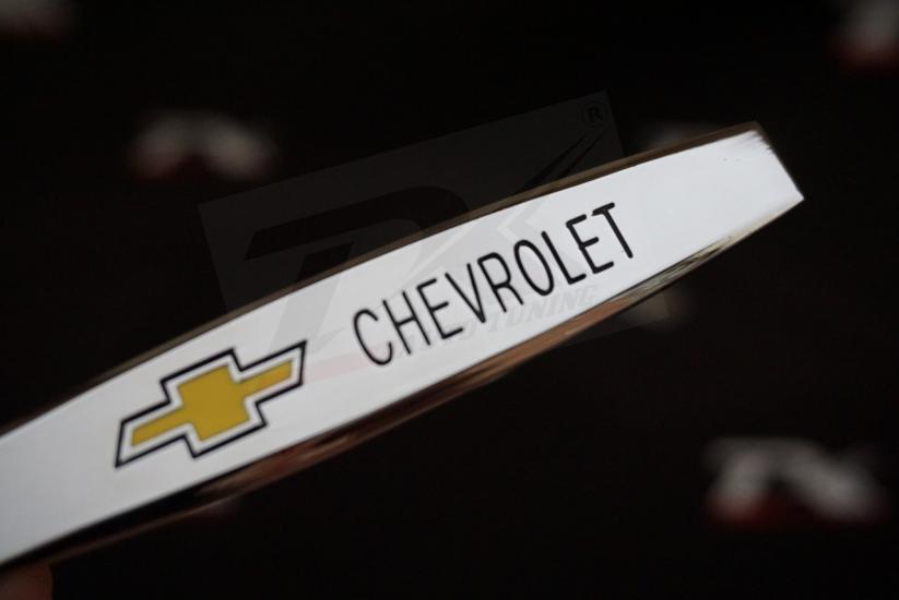 Chevrolet Logo Yan Çamurluk 3M 3D Krom Metal Logo Amblem