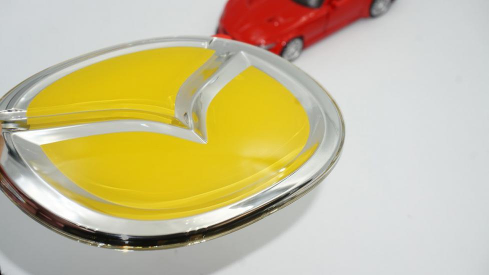 Mazda CX-5 CX-7 CX-9 RX8 2 3 4 MPV MX5 Glossy 3D Ön Kaput Logo