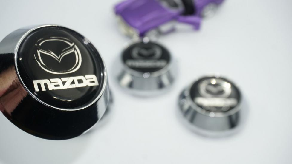 Mazda Konik Jant Göbek Kapağı Seti 65mm