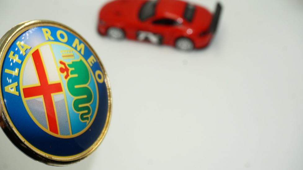 Alfa Romeo Ön Kaput Logo 74mm