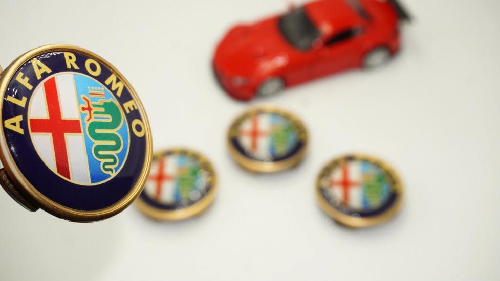 Alfa Romeo Jant Göbek Kapağı Seti 50mm