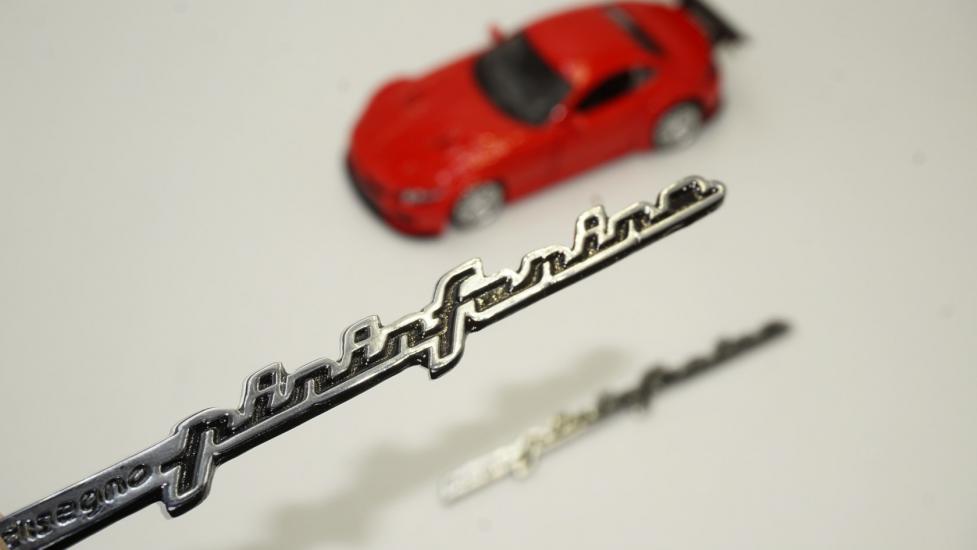 Ferrari Pininfarina Designo Çamurluk Yanı Krom Metal Amblem Arma Seti