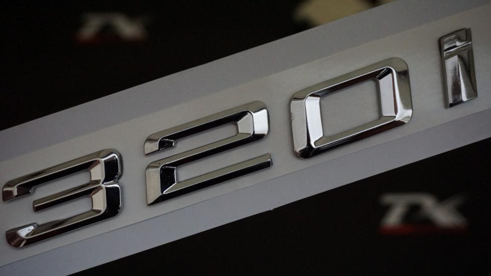 Bmw 320İ Bagaj Krom Metal 3M 3D Yazı Logo