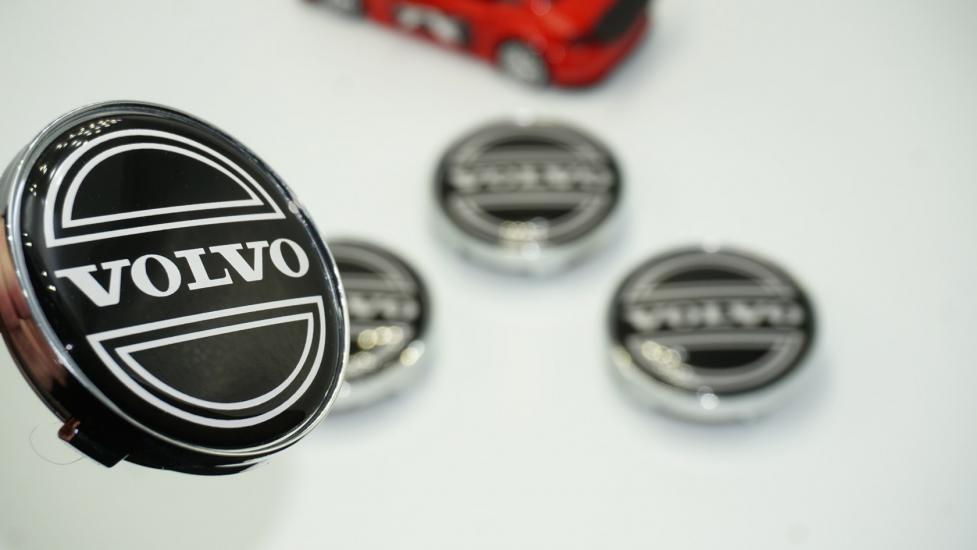 Volvo Jant Göbeği Kapak Seti 60mm Gümüş Renk
