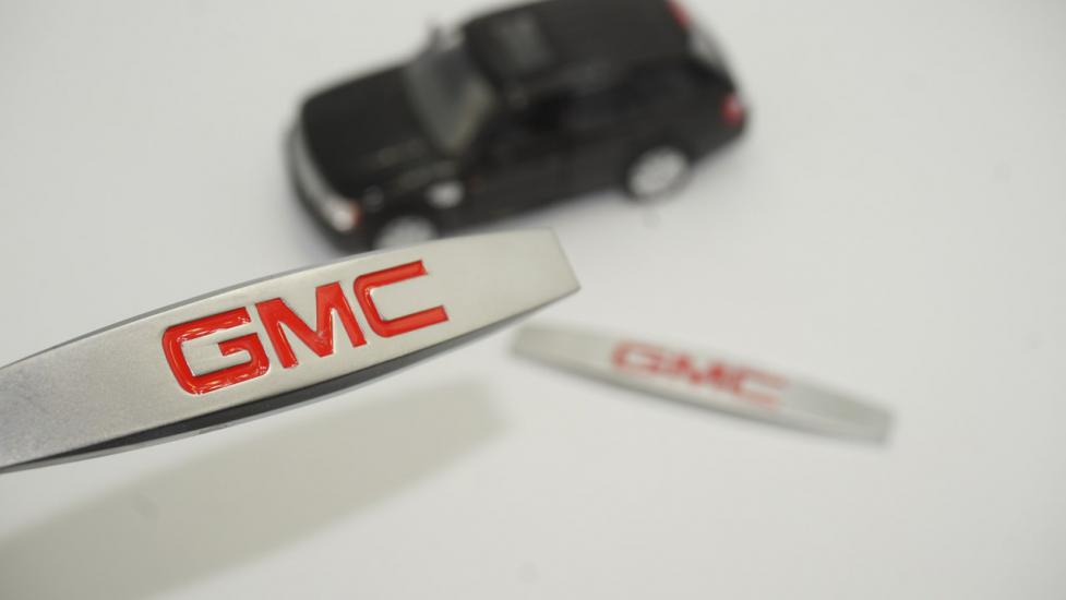 GMC Logo Yan Çamurluk 3M 3D Krom Metal Logo Amblem