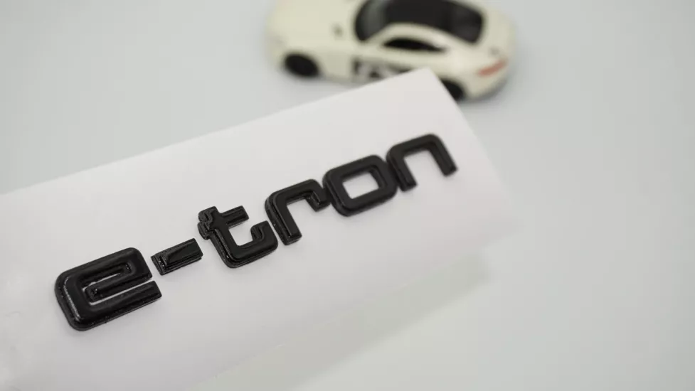 DK Tuning e-tron Bagaj Siyah Yazı Logo Audi İle Uyumlu