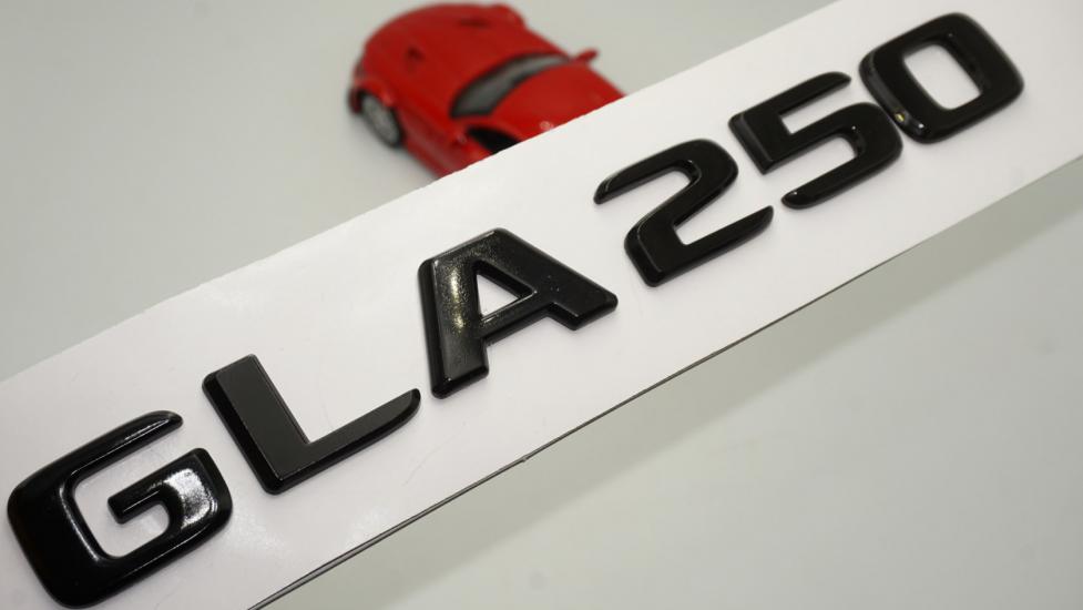 GLA 250 Bagaj Parlak Siyah ABS 3M 3D Yazı Logo