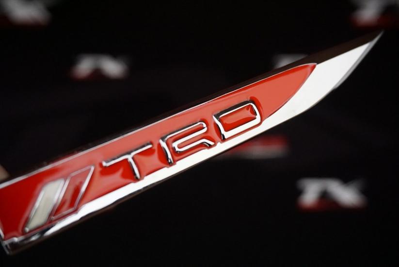 Toyota TRD Racing Development Logo Çamurluk Yanı Krom Metal Bıçak Logo
