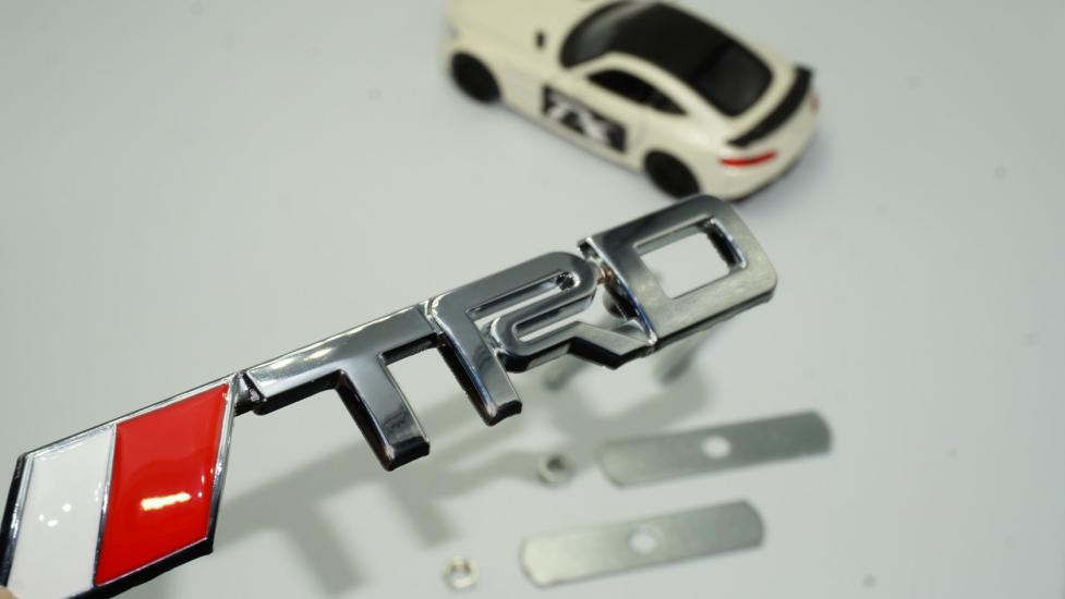DK Toyota TRD Ön Panjur Vidalı Krom Metal Yazı Logo