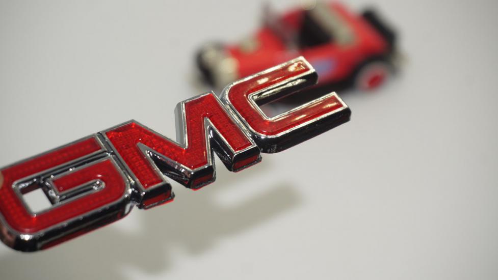 GMC 3M 3D Krom ABS Çamurluk Yanı Logo Arma Seti