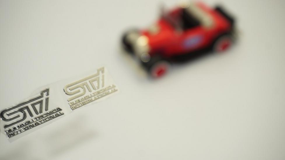 Subaru STİ Tecnica international Alüminyum Torpido Ayna Sticker
