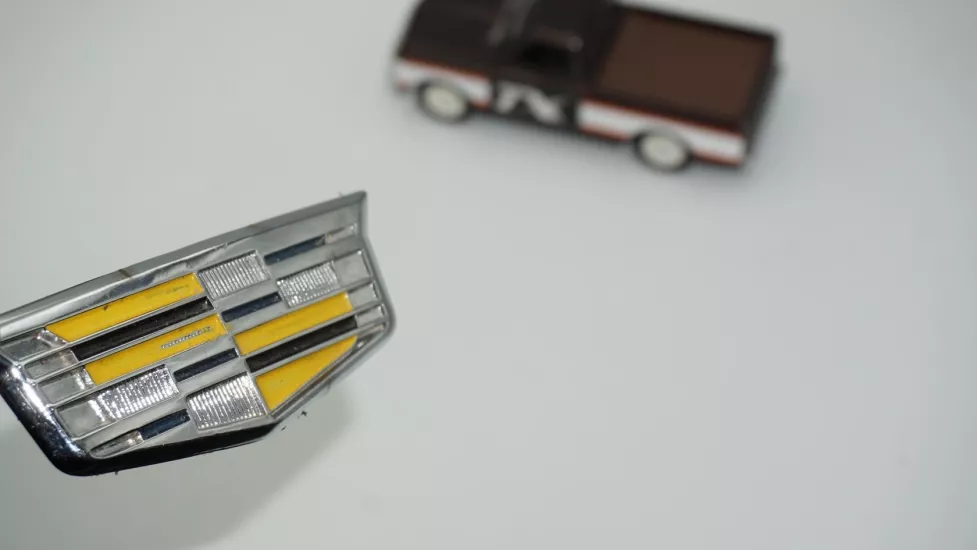 DK Tuning Cadillac Logo Krom Metal Ön Panjur Logo Amblem