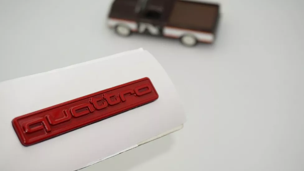 DK Tuning Quattro Kırmızı Bagaj Logo Amblem Audi İle Uyumlu
